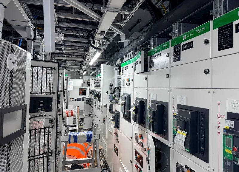 installation of low voltage switchgear container, tls energy