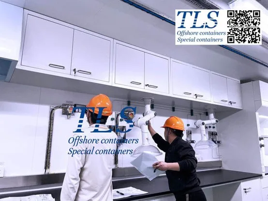 test-lab-container-inspection-before-shipping